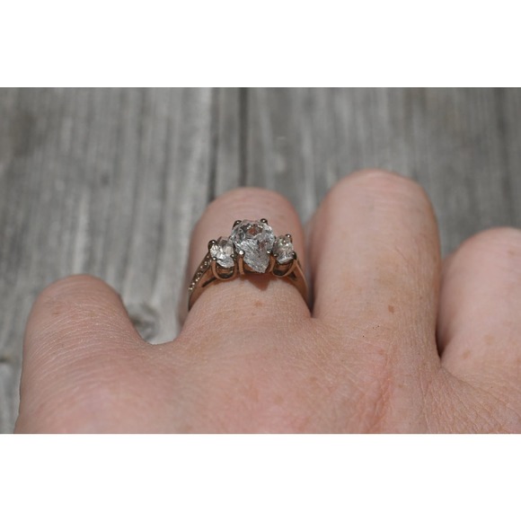 alternative raw diamond engagement ring raw crystal size 4 5 6 7 8 8 9 10 11 12 - Picture 3 of 9